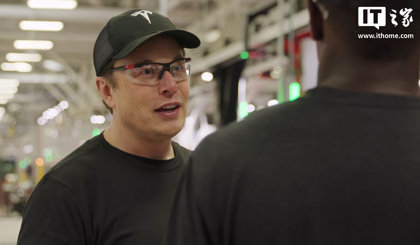 體育投注：特斯拉董事会主席为马斯克 1 万亿美元薪酬方案辩护：他图的不是钱，是投票权