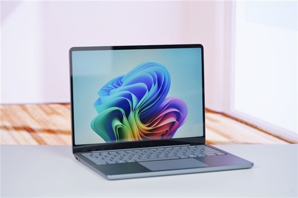 體育博彩：想买的再等等！微软Surface Pro/Laptop新品曝光：发布时间临近
